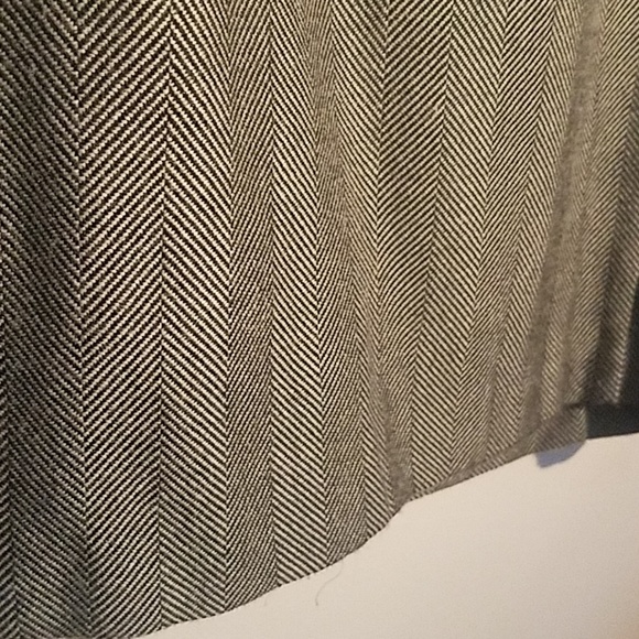 NWOT Gray Herringbone Sheath - Picture 3 of 4